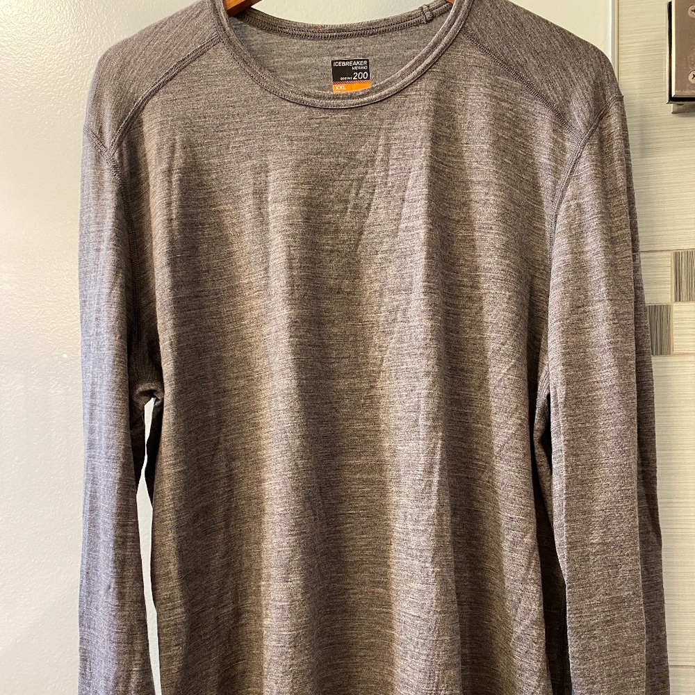Icebreaker Men’s Merino Wool Bodyfit 200 baselayer